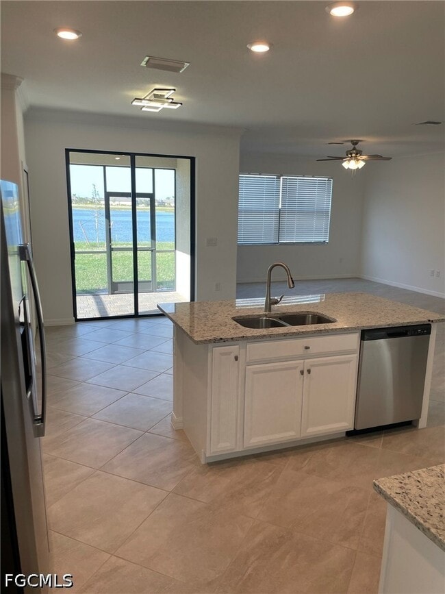 Building Photo - 14543 Cantabria Dr