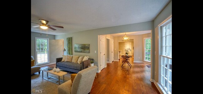Building Photo - 4037 Coyte Dr