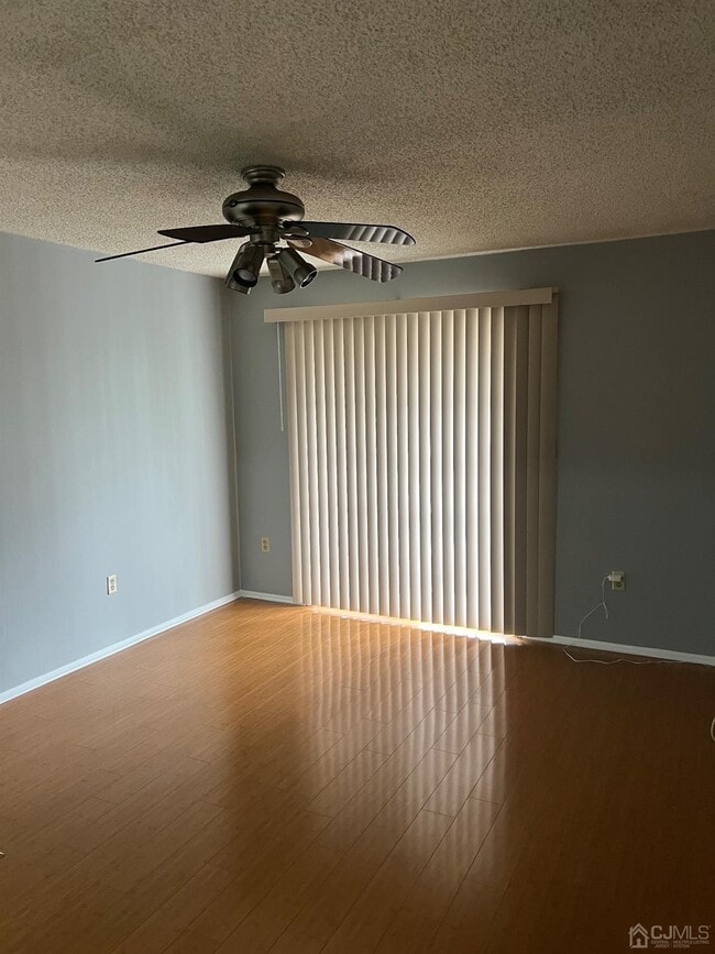 Building Photo - 262 Kempsey Dr
