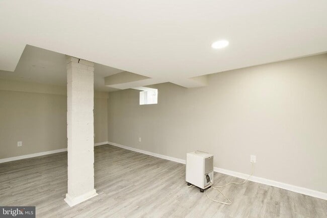 Building Photo - 8808 Oxon Hill Rd