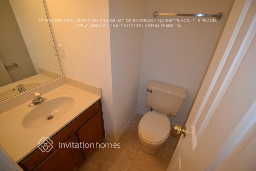 Building Photo - 2820 Sweet Oaks Ct