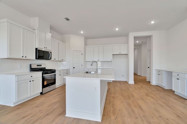 Building Photo - Brand-New Luxurious 4 Bedroom in Bentonville!  FENCE INCLUDED!