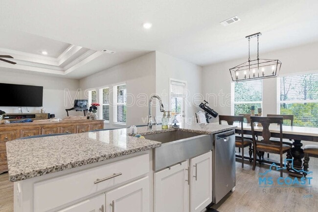 Building Photo - 5159 Fairbury Way
