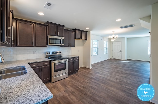 Building Photo - 536 Hobkirks Pl