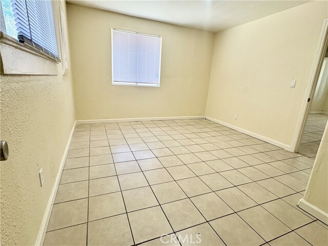 Building Photo - 1360 Poplar St