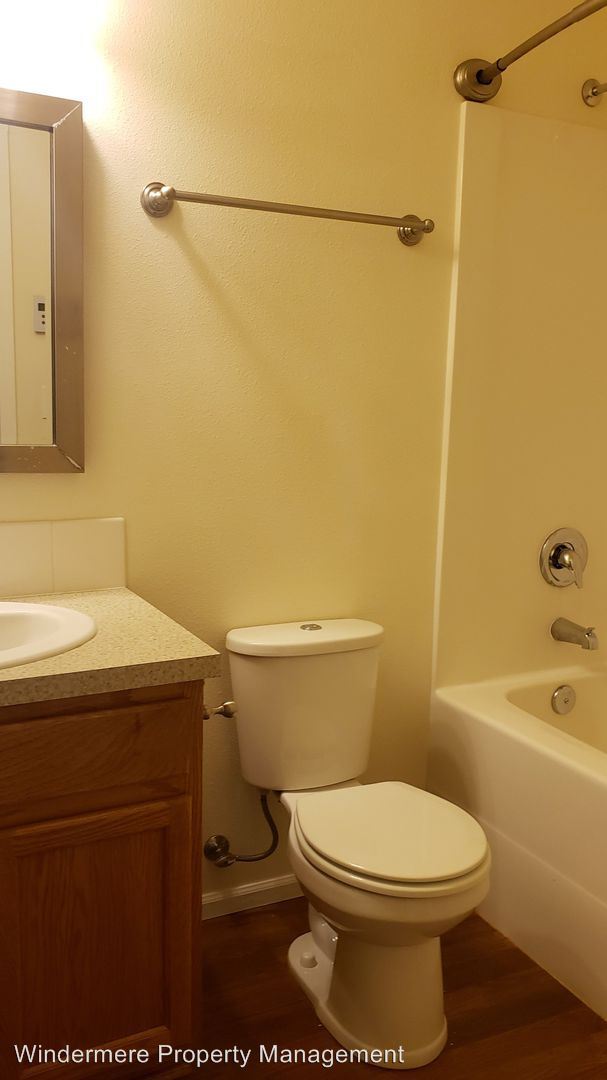 Building Photo - 7737 Blarney Stone Pl
