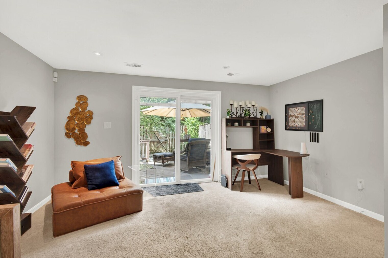 Building Photo - 6346 Chimney Wood Ct