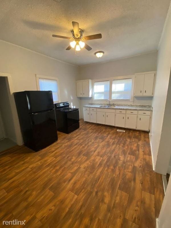 Building Photo - 2 br, 1 bath Townhome - 10 Bobo St.