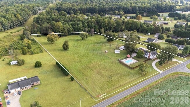 Building Photo - 462 Mock Mill Rd