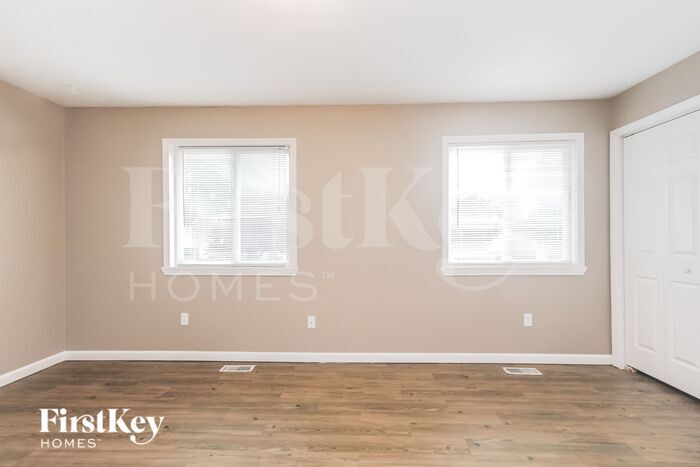Building Photo - 7639 Gunyon Dr