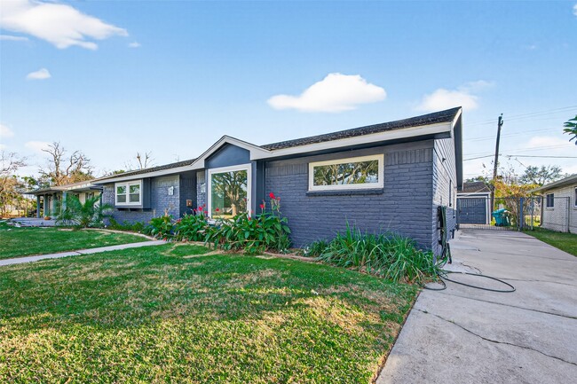 Building Photo - 5407 Lymbar Dr