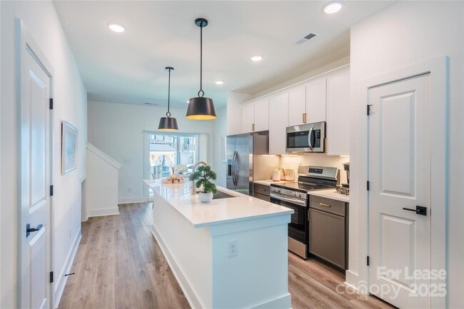 Building Photo - 2113 Zephyr Wind Wy