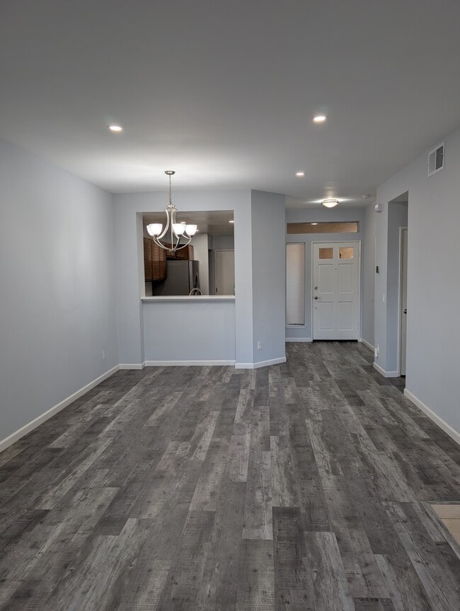 Building Photo - 24003 Arroyo Park Dr