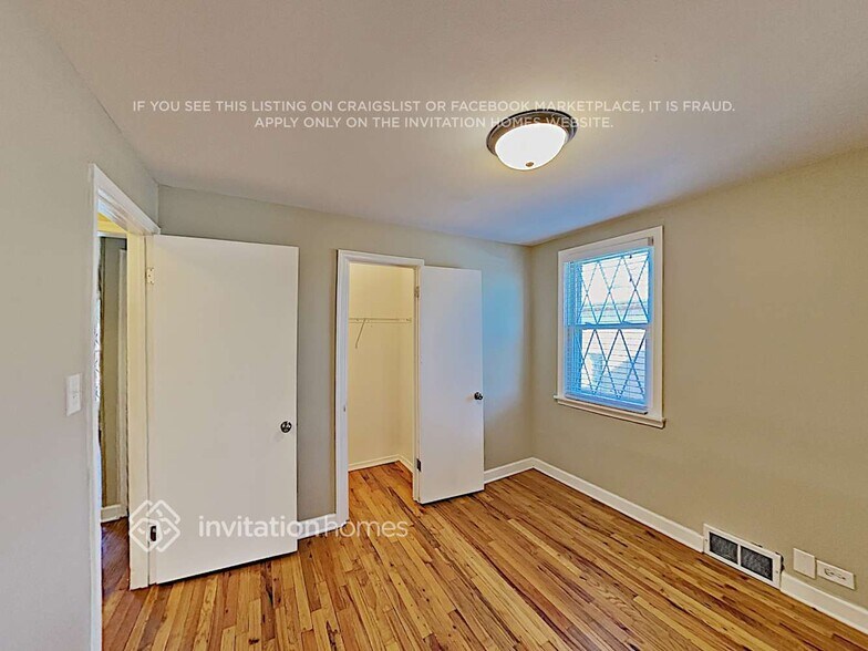 Building Photo - 4717 Wesley Terrace