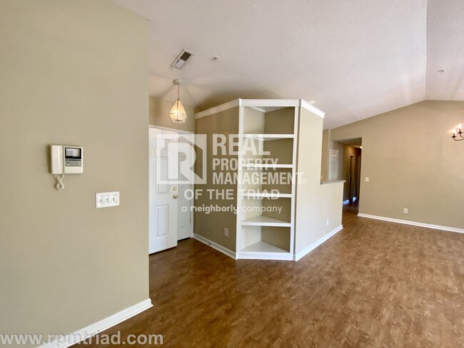 Building Photo - *Move In Special* Deacon Ridge Gated Commu...