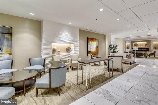 Building Photo - 5101 RIVER Rd