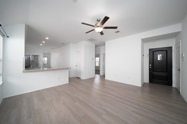 Building Photo - 18450 White Stallion Ln