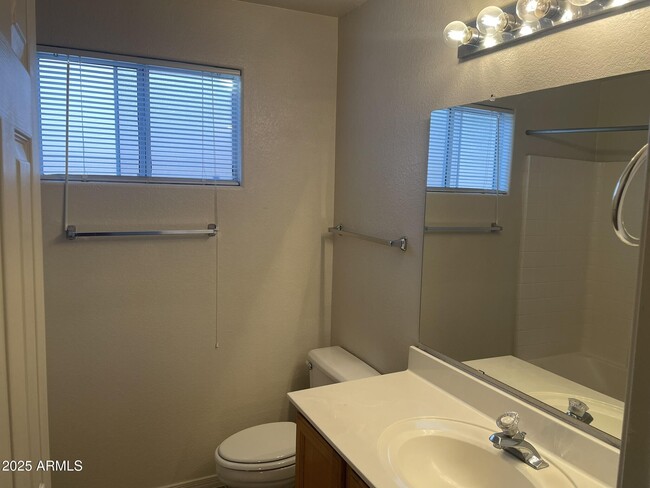 Building Photo - 7118 E Madero Ave