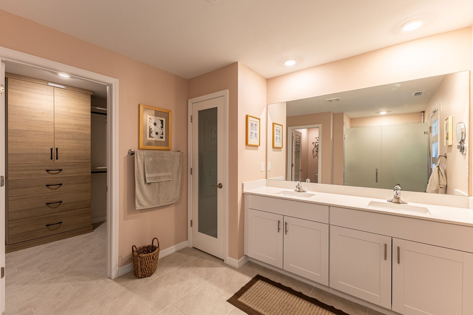 Building Photo - Move-In Ready 4-Bedroom Home with Modern Furnishings in Rotonda West