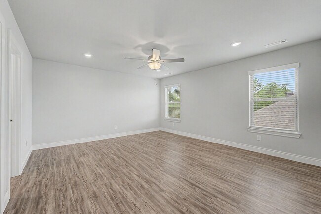 Building Photo - Awesome home with great location in Rogers