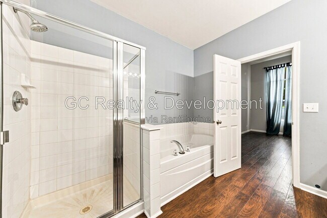 Building Photo - 8026 Bluestem Ave