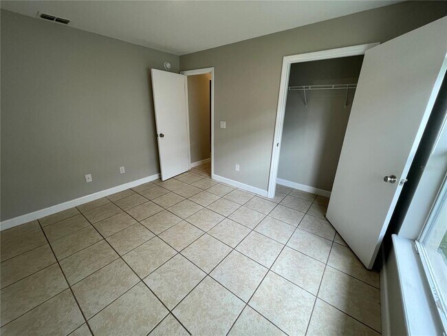 Building Photo - 2608 Icabod Ct