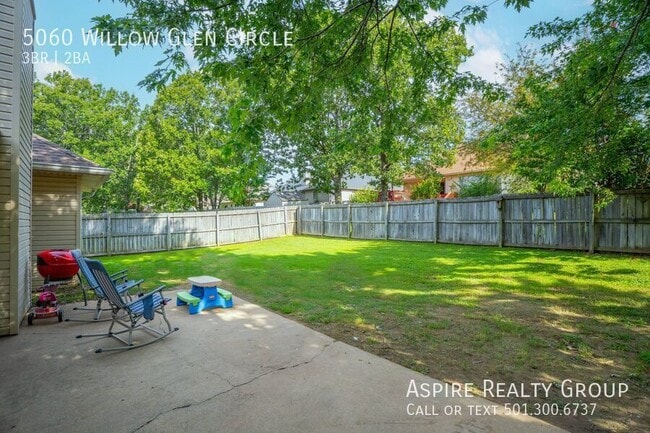 Building Photo - 5060 Willow Glen Cir