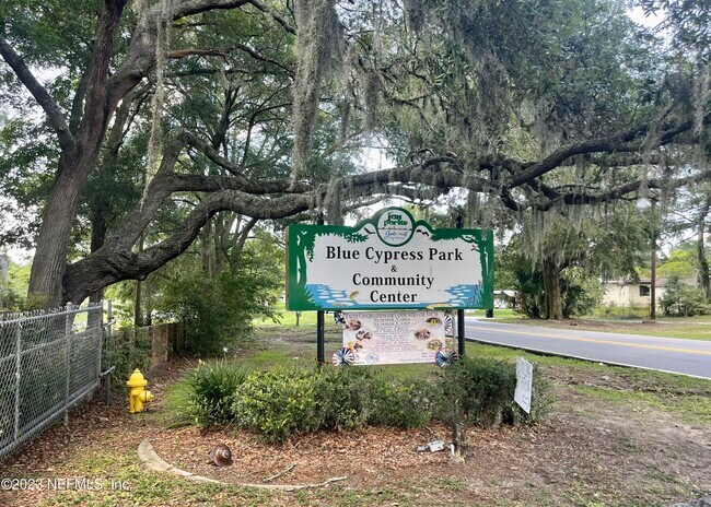 Building Photo - 5391 Golf Course Dr