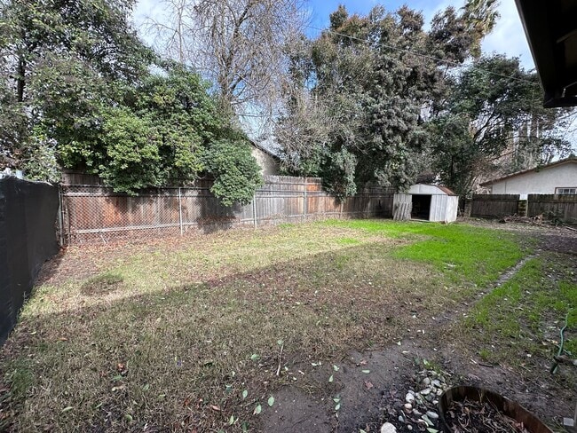 Building Photo - 3120 Alder Way