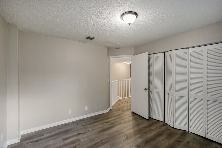 Building Photo - 8341 NW 57th Dr
