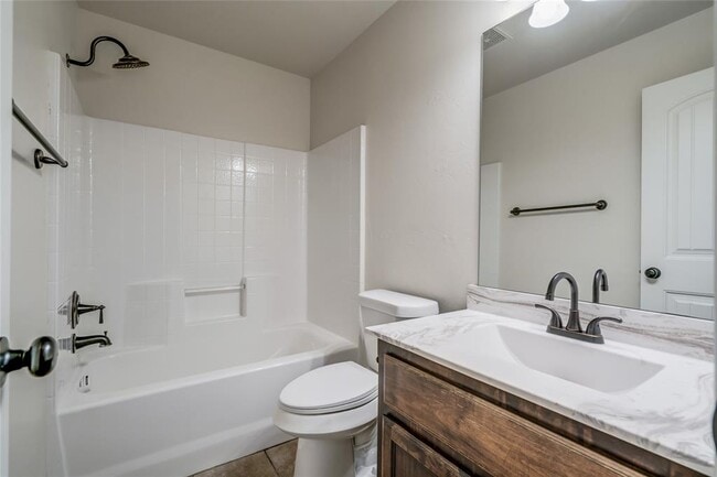 Building Photo - 12716 Heritage Oaks Dr