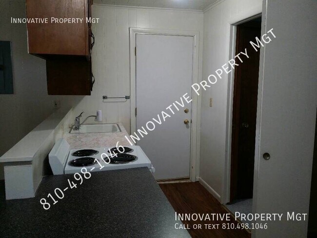 Building Photo - 1097 Bridge St