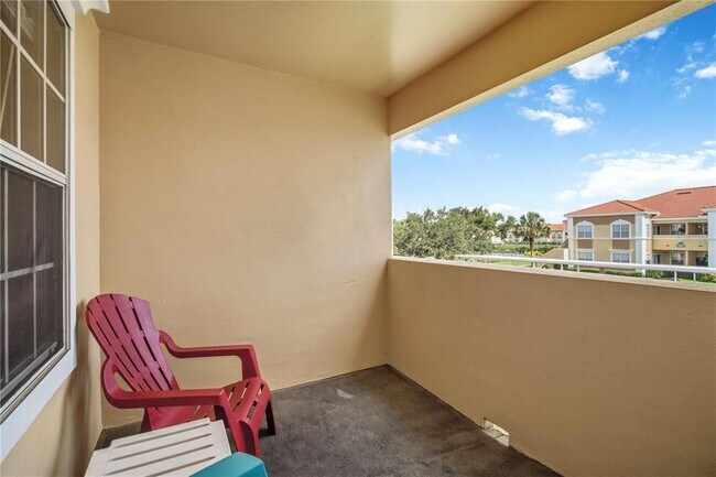 Building Photo - 1000 Villagio Cir
