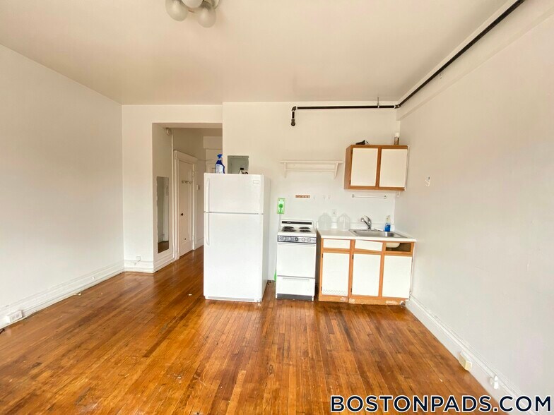 Building Photo - 270 Huntington Ave