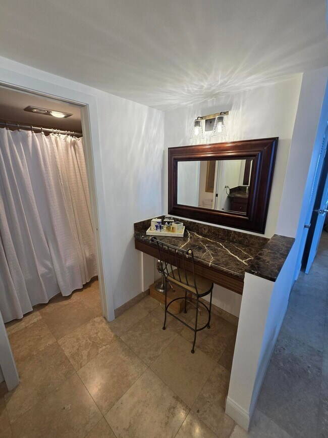 Building Photo - 5460 N Ocean Dr