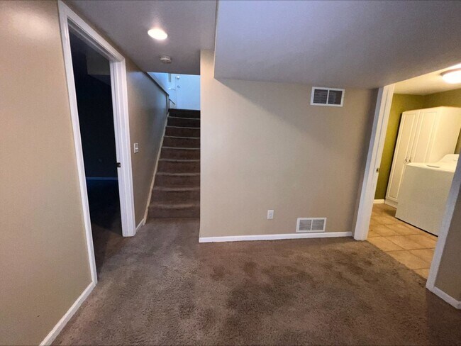 Building Photo - Coming Soon!!! Spacious 5 bedroom House Wi...