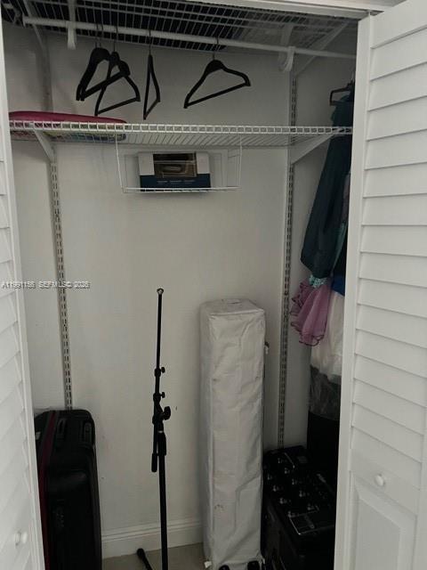 Building Photo - 644 SW 1st Ct