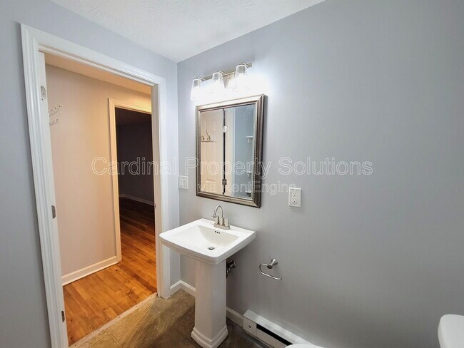 Building Photo - 7505 Greenland Pl