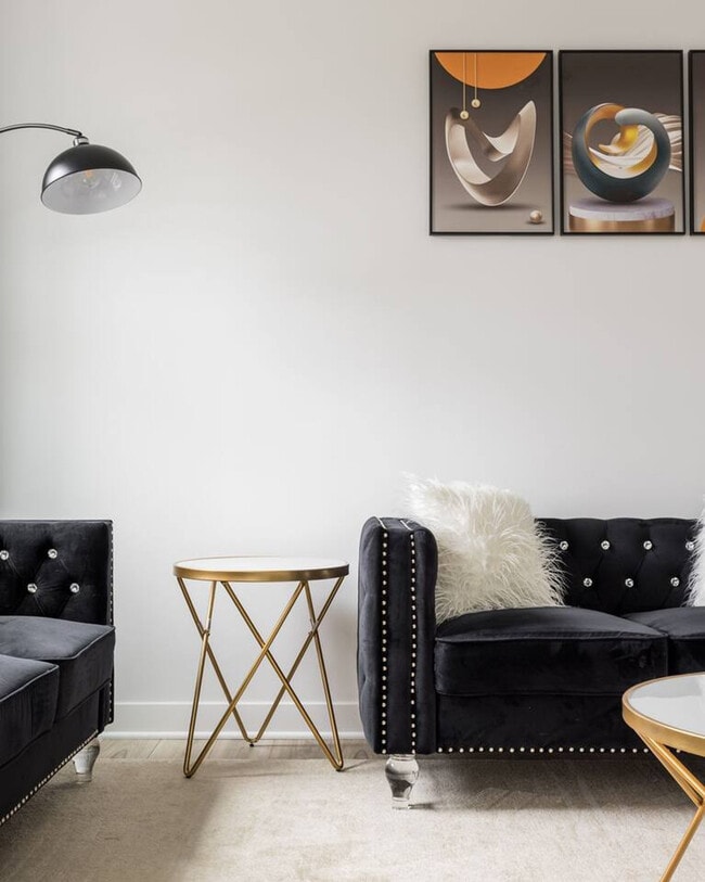 Building Photo - 17355 Wellburn Dr