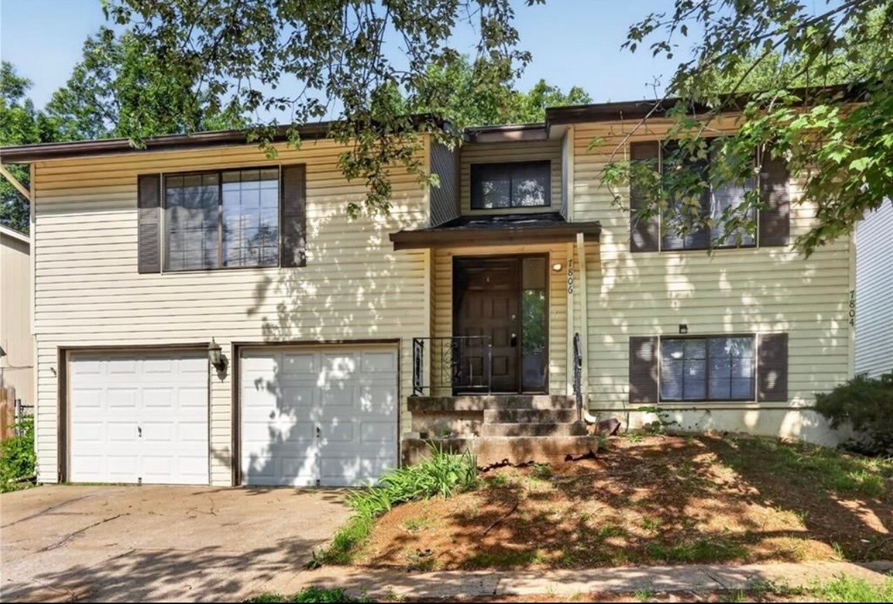 Building Photo - 7806 N Oregon Ave