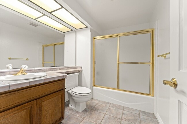 Building Photo - 4/Bed, 3/Bath YL Travis Ranch Home w/Pool & Spa