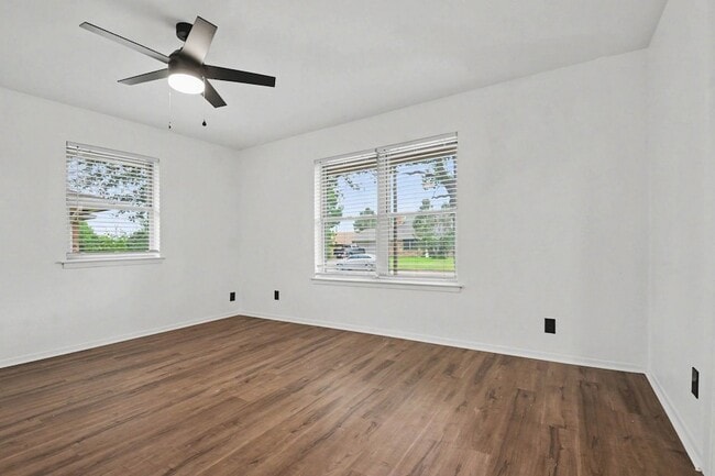 Building Photo - 3407 Tipps Dr