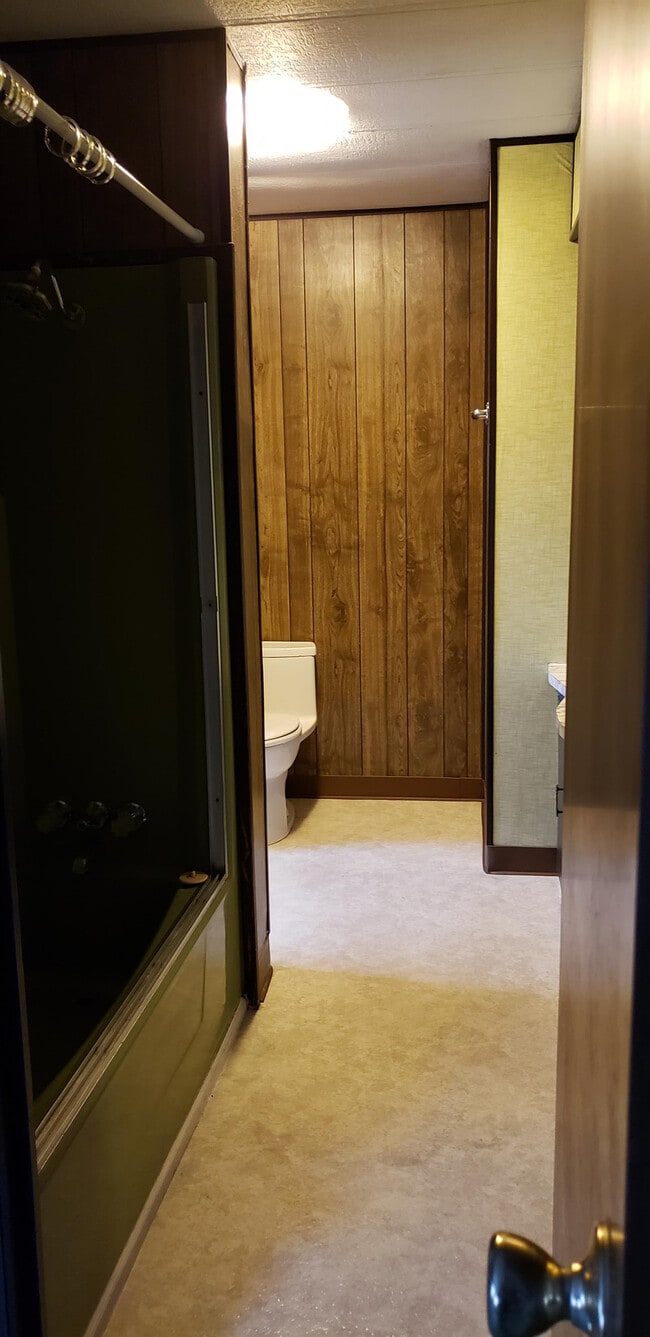 Building Photo - 19766 Park Rd