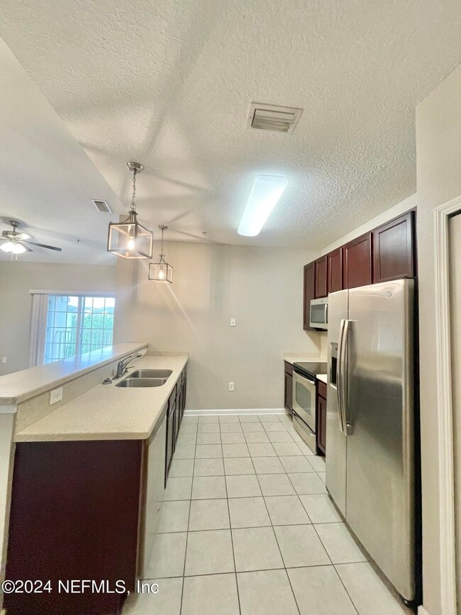 Building Photo - 4998 Key Lime Dr