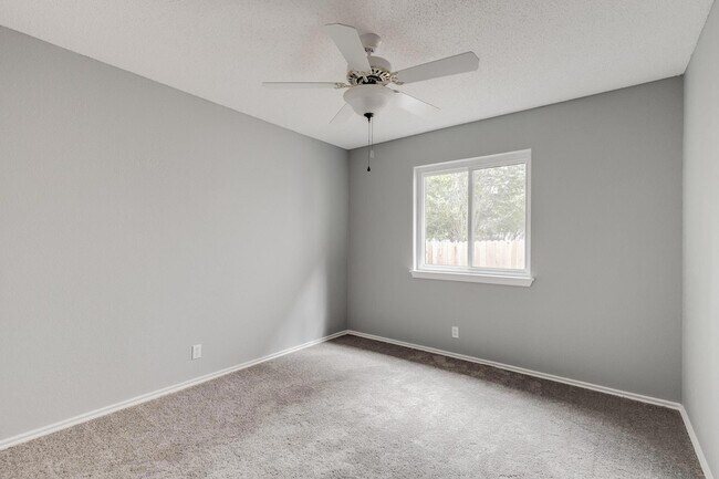 Building Photo - 16809 Bailey Jean Dr