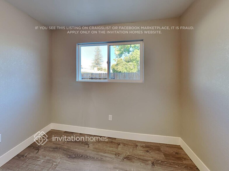 Building Photo - 8908 Bedford Ave