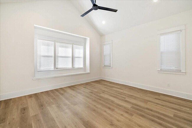 Building Photo - 4028 Poets Trl