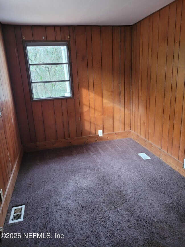 Building Photo - 540 FL-26