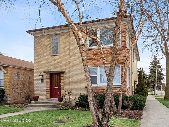 Building Photo - 7441 West Isham Ave