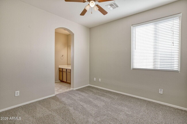 Building Photo - 13718 N 150th Dr
